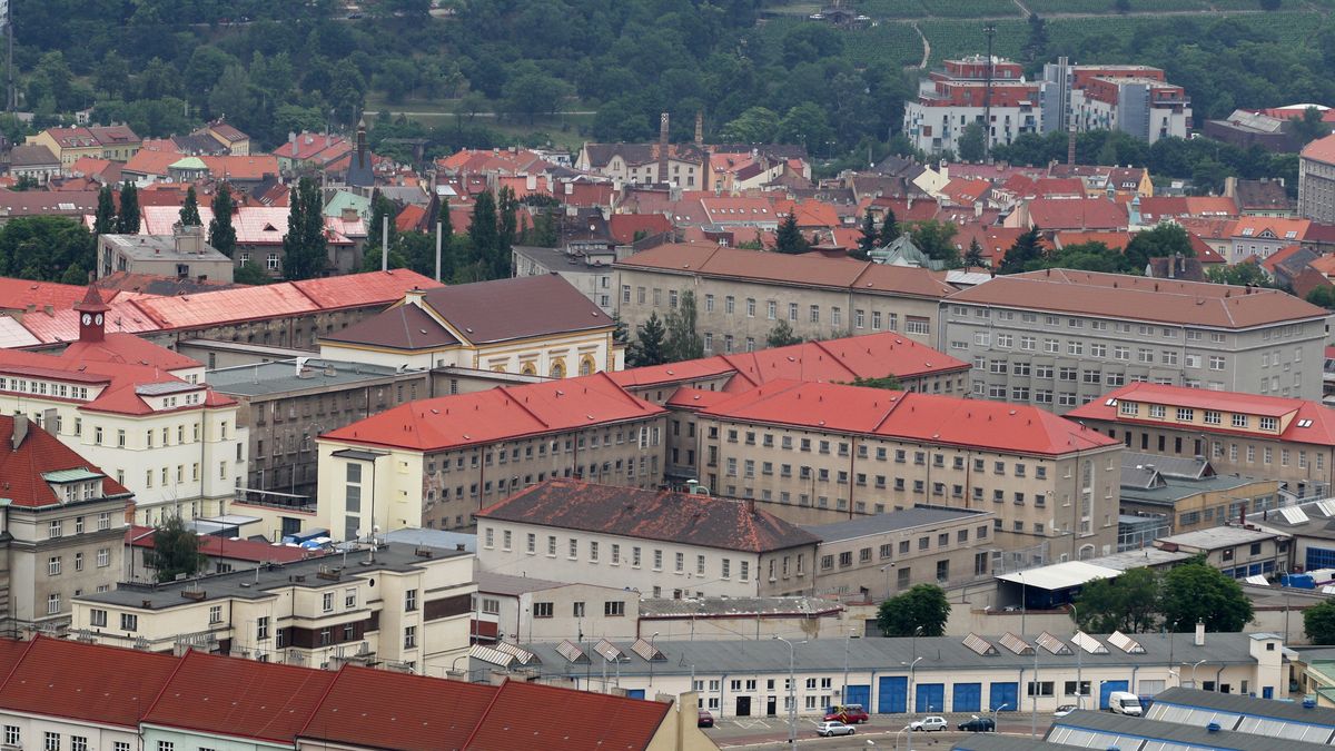 Věznici na Pankráci chybí dozorci, bude v nouzovém režimu
