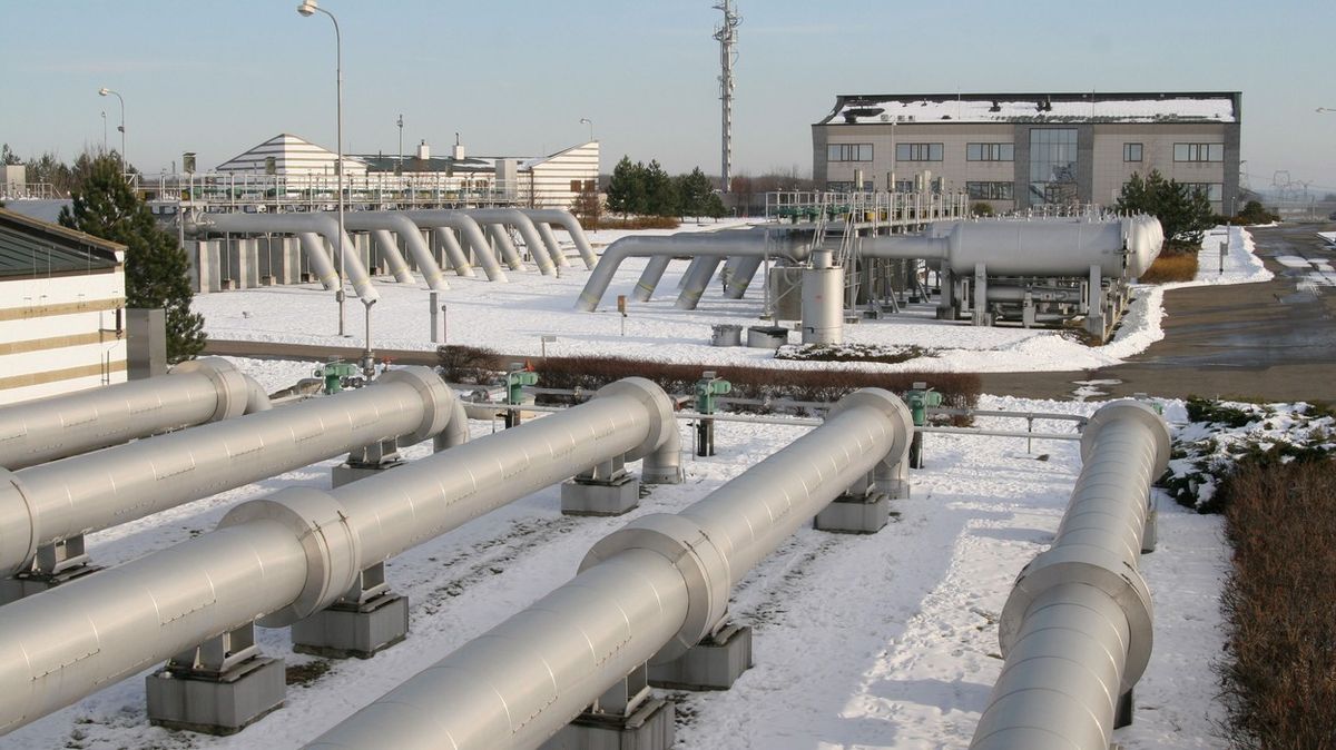 Do Česka opět začal proudit ruský plyn