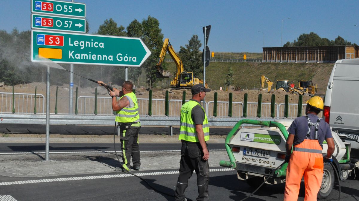 Rozladění Poláci liknavé Čechy k otevření dálnice ani nepozvali