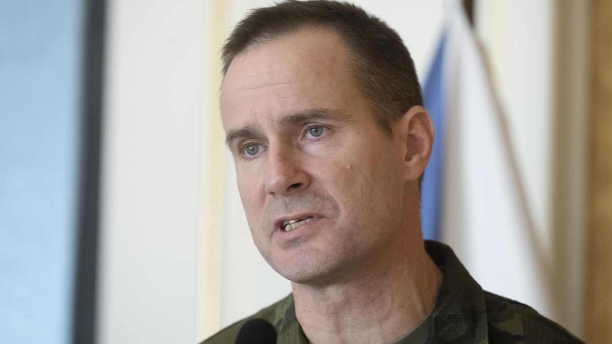 Rusko musí vidět, že jsme silní. Domluva nezabere, upozornil Řehka