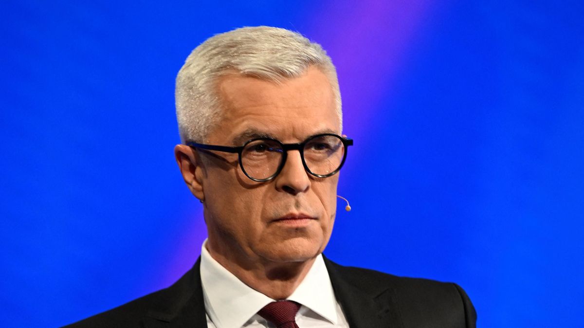 Fico se cítí lépe na Rudém náměstí než v Praze. Hrubě poškozuje slovenské zájmy, prohlásil Korčok