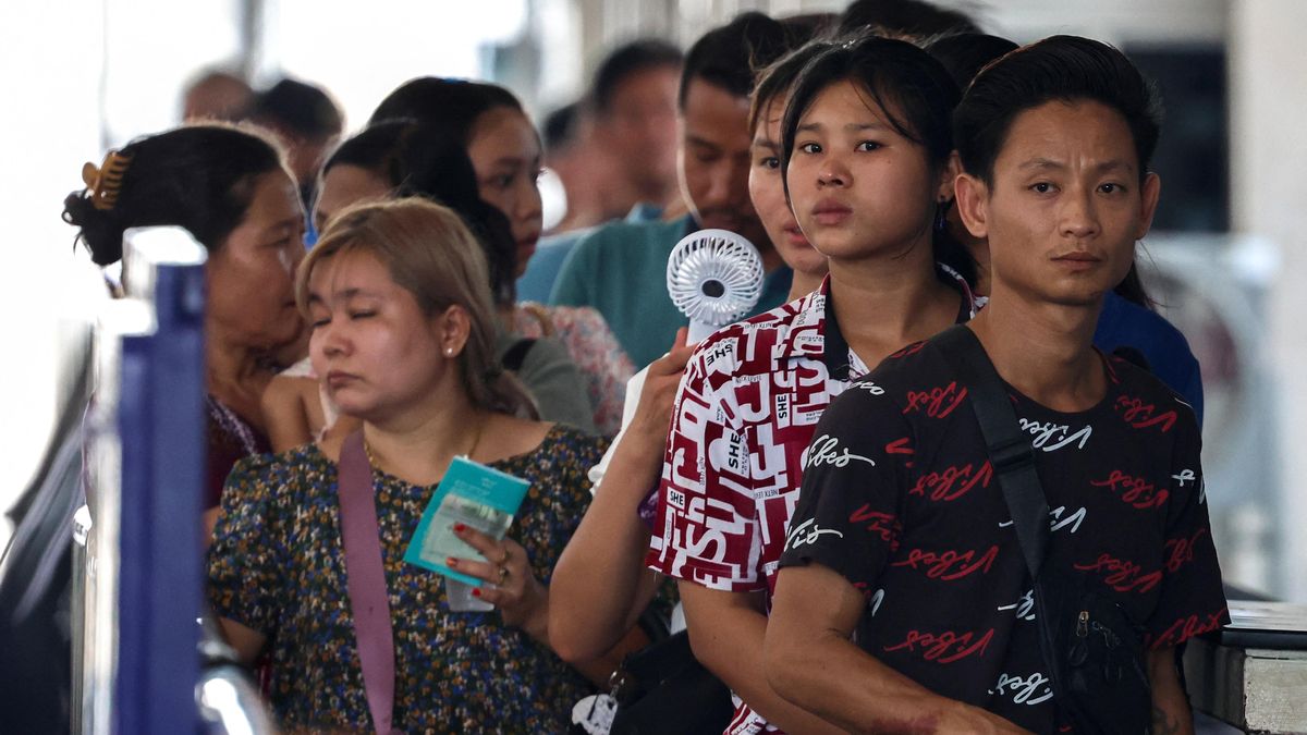 Povstalci v Barmě dobyli významné město, tisíce lidí utíkají do Thajska