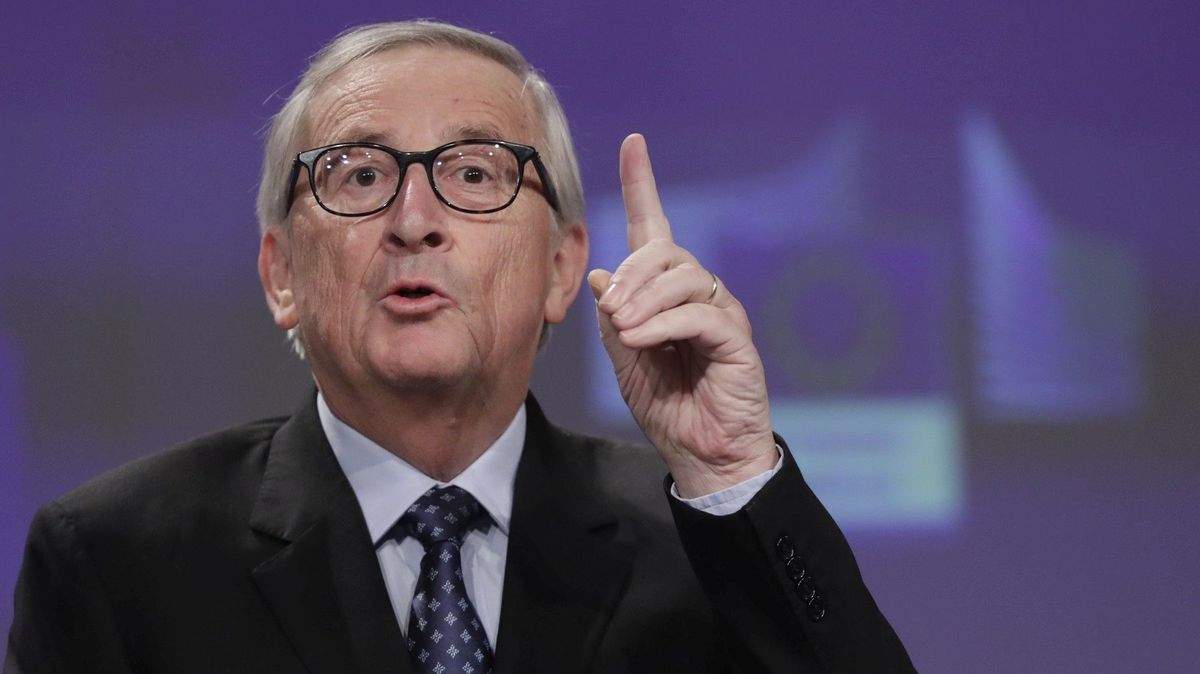 Juncker: Stále doufám, že to nepřeroste do velké války. Putina znám dobře a jsem zklamaný