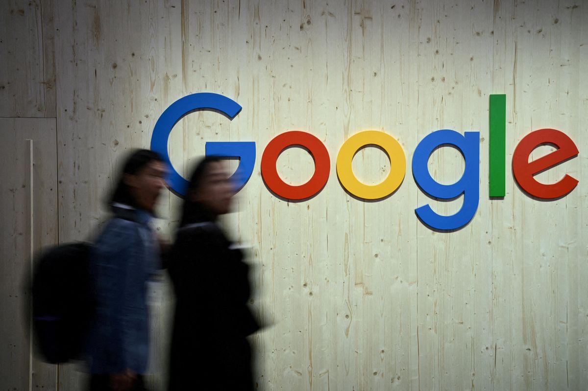 Majitel Googlu zvýšil zisk, poprvé vyplatí dividendu