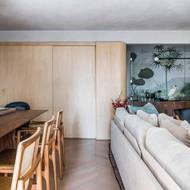 V případě potřeby lze kuchyň zcela oddělit od obývacího prostoru