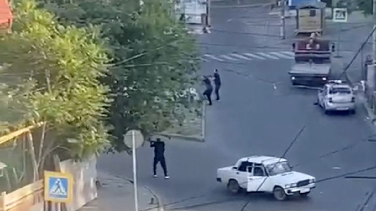 Za terorem v Dagestánu je nejspíš Islámský stát, útočili i synové šéfa okresu