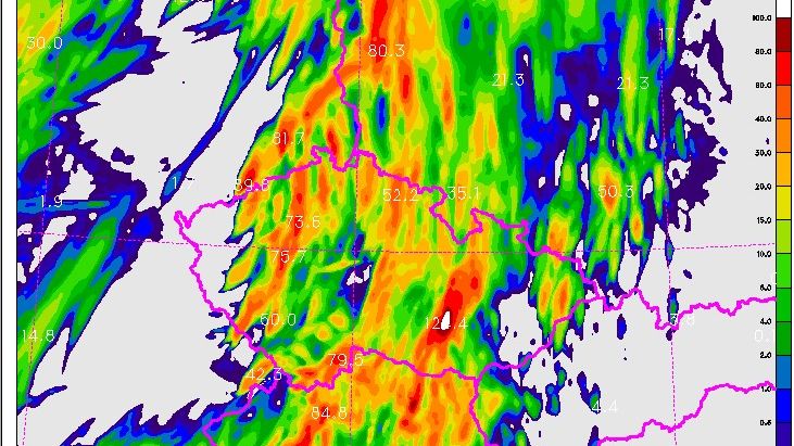 Bouřky budou velmi silné, meteorologové rozšířili výstrahu