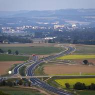 Silnice č. 33 u Jaroměře