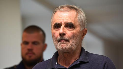Přítelkyni upálil zaživa v posteli. Soud potvrdil muži 17 let za vraždu v Rajhradě