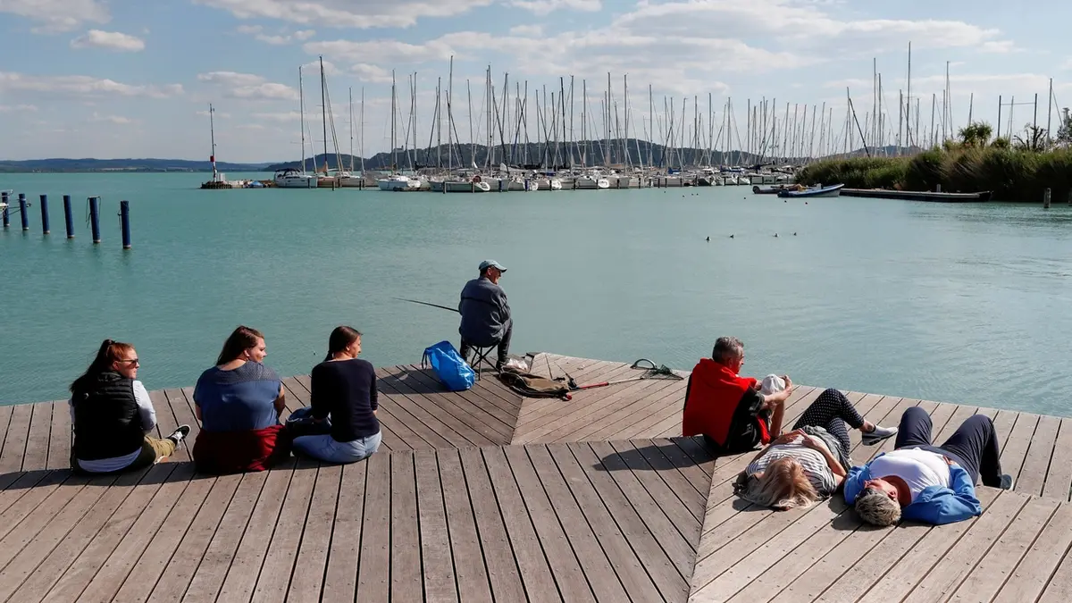 Balaton Naopak Cisniku Dost Hostu Malo Novinky Cz