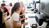 Letní škola ČVUT chce přilákat dívky do světa informatiky