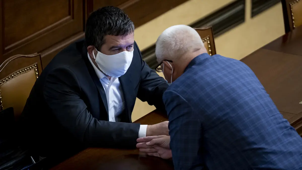 Prodlouzeni Nouzoveho Stavu Opozice By Chtela Driv Vedet Cim Se Vlada Ridi Novinky Cz