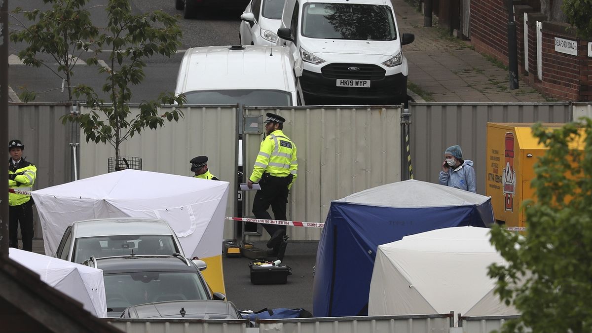 Tři ženy a jeden muž byli v Londýně ubodáni k smrti