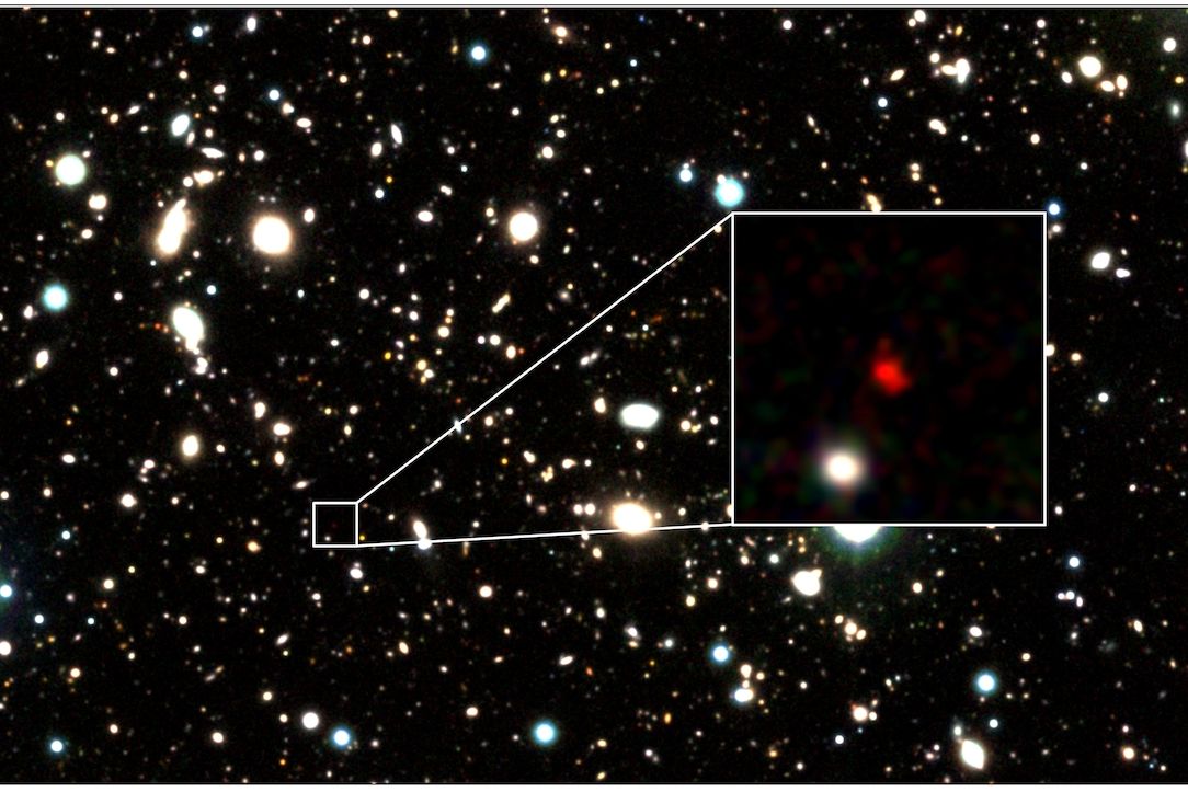Přiblížený objekt HD1, kandidát na nejvzdálenější detekovanou galaxii