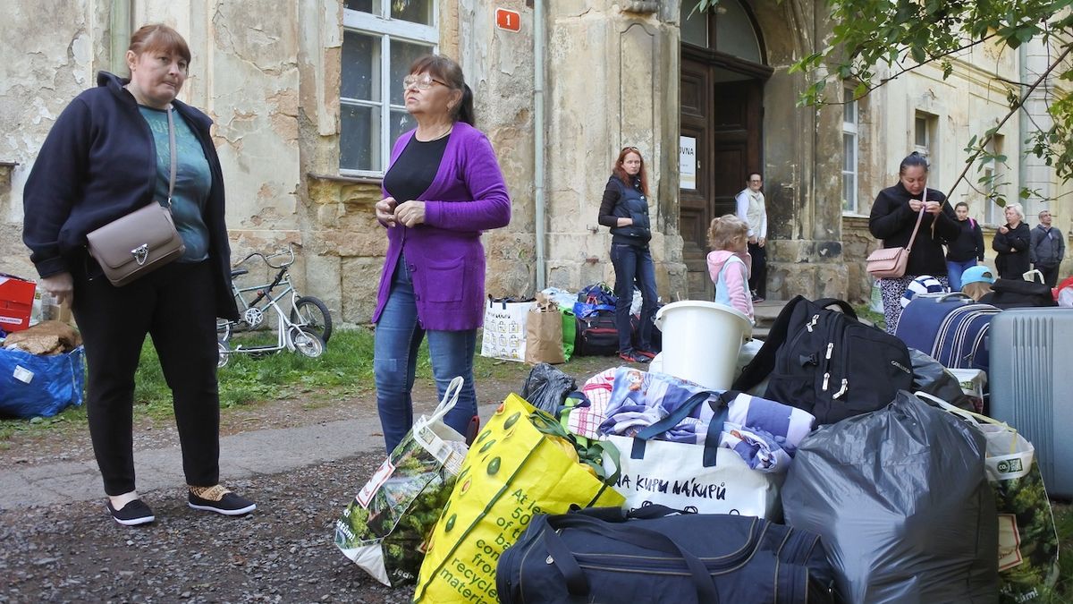 Stěhování ukrajinských uprchlíků v Plzni provází zmatky