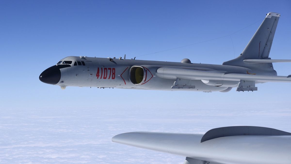 Tchaj-wan po vojenských cvičeních Číny obnovuje lety přes svůj vzdušný prostor