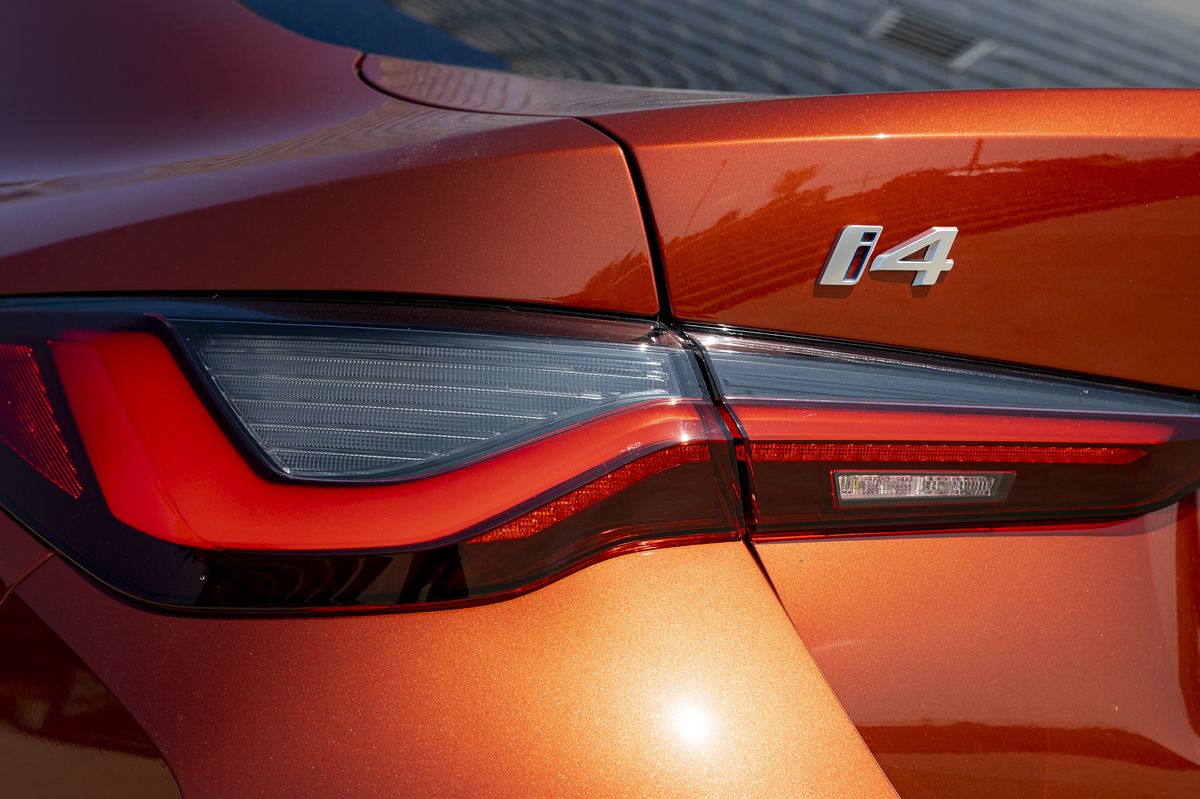 BMW údajně změní pojmenování modelů, písmeno „i“ má zůstat elektromobilům