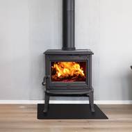 Litinová krbová kamna Jotul F100 ECO jsou kompaktní kamna na dřevo od norského výrobce