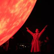 Někdo chtěl Slunce i obejmout