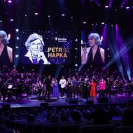 Na závěr koncertu zazněly písně Levandulová a Štěstí je krásná věc v podání všech interpretů.