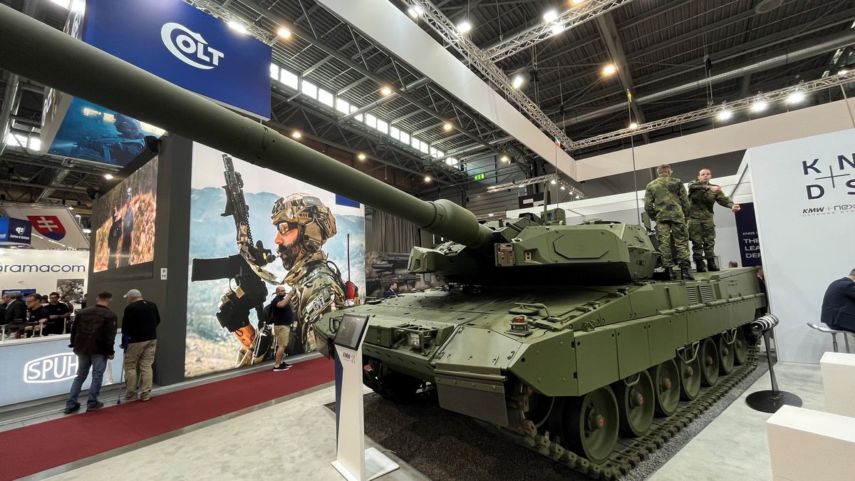 Vláda bude řešit nákup nových tanků Leopard 2A8