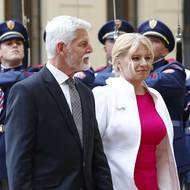 Zuzana Čaputová dorazila na Pražský hrad kolem druhé hodiny