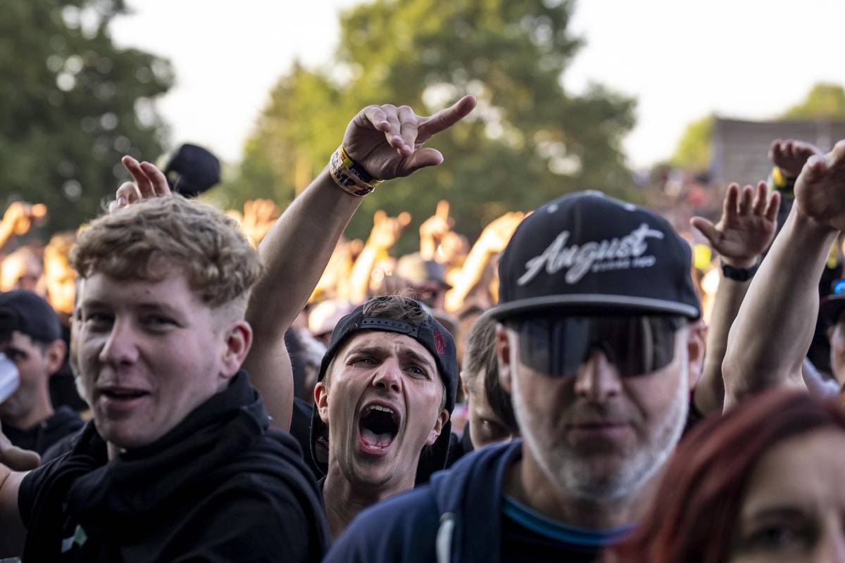 Ve Festival parku v Hradci Králové začal 12. června 2024 další ročník hudebního festivalu Rock for People