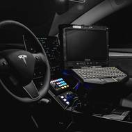 Policejní Tesla Model Y