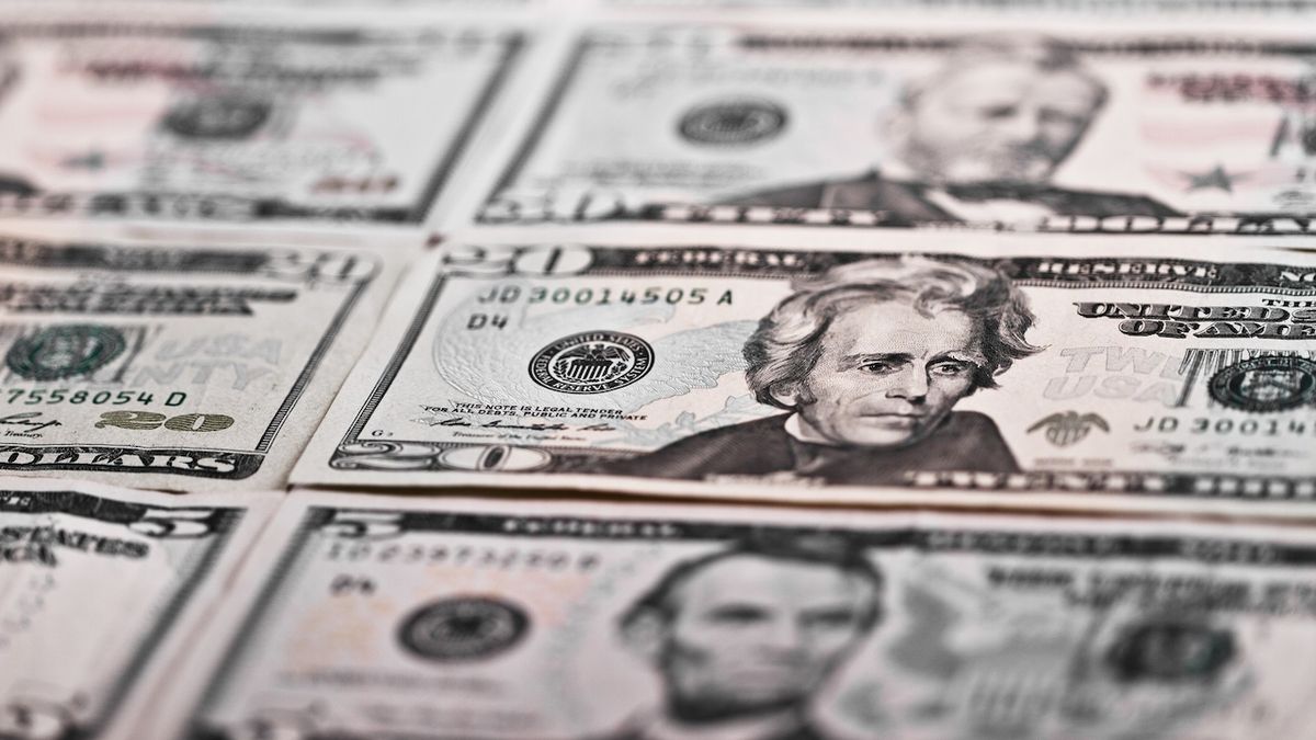 USA by mohly odříznout Rusko od obchodů v dolarech