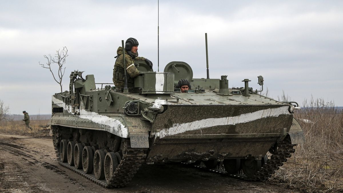 Kyjev: Rusové mají část koridoru mezi Donbasem a Krymem, hlavního cíle ale nedosáhli