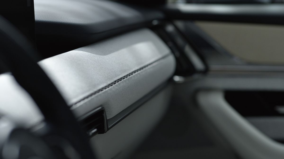 Chystaná Mazda CX-60 poodhaluje výjimečný interiér