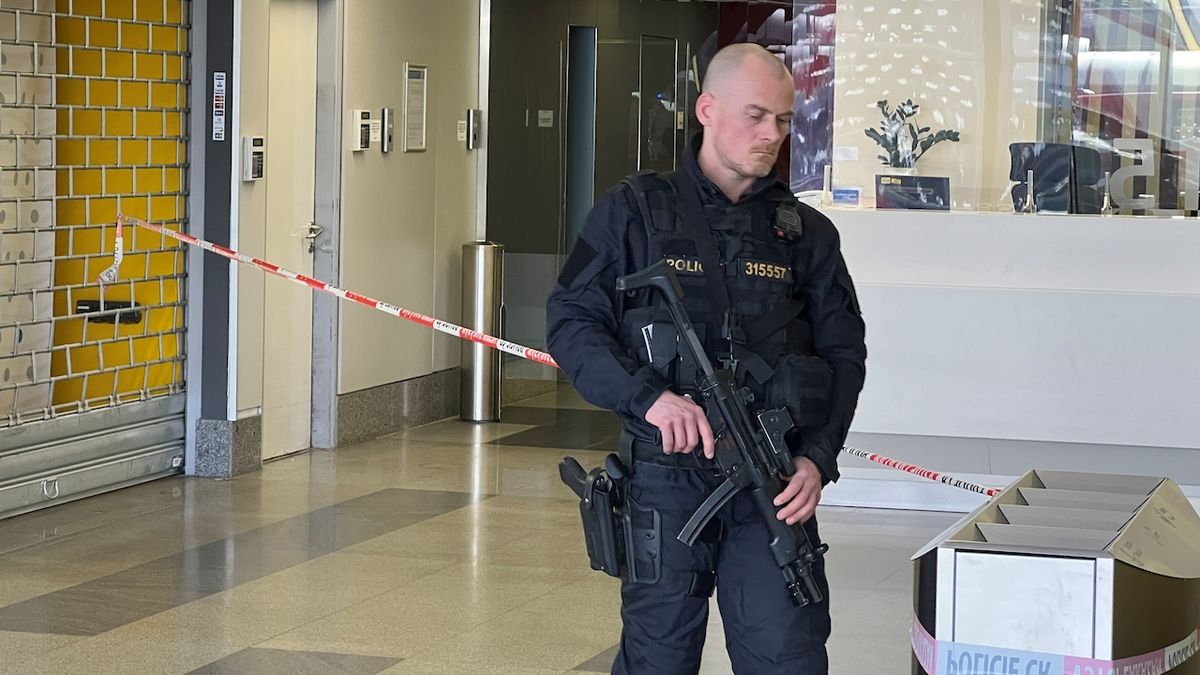 Na pražském letišti explodovala zábavní pyrotechnika