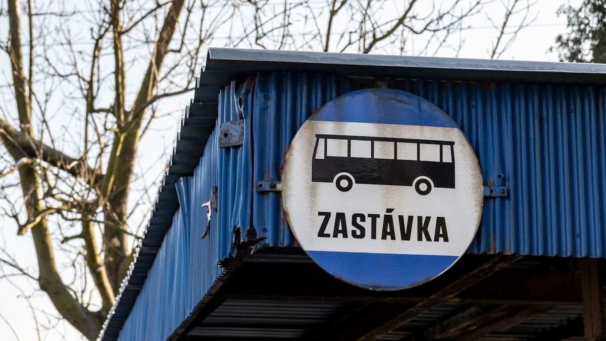„Takovou spodinu já nepovezu.“ Ukrajinská uprchlice si v Praze vyslechla urážky od řidiče autobusu