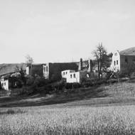 Pohled na vypálené Ležáky (24. června 1942)