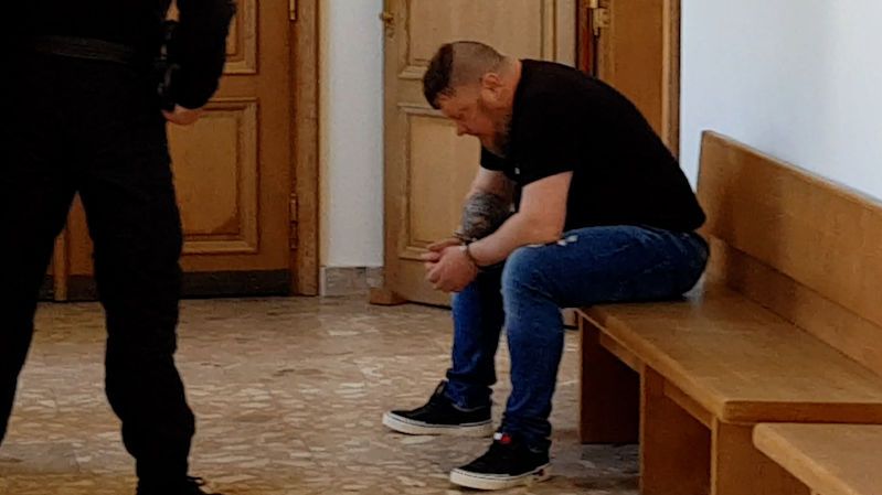 Polák s psychózou řádil v Krušovicích. Za pokus o vraždu dostal šest let