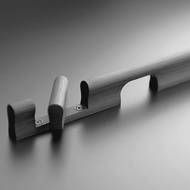 Madlo YES! s integrovaným WC zámkem je dostupné ve třech verzích úchopu – bez otvoru, s otvorem pro dva prsty a celou ruku. Může být ve vertikální i horizontální rovině. 