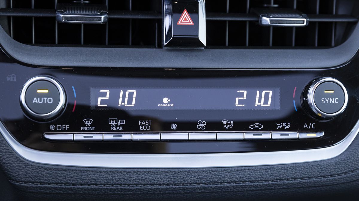 Toyota Němcům vypnula možnost dálkového vyhřívání, kvůli emisím