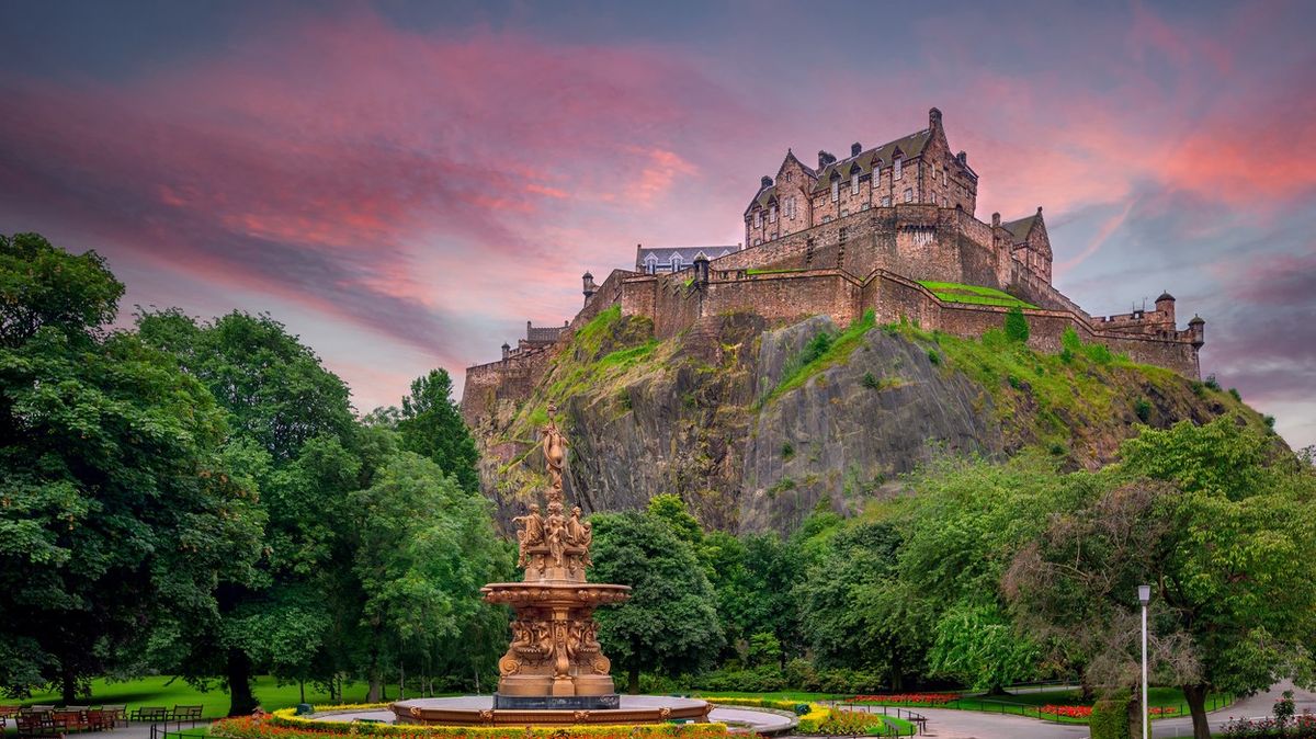 KVÍZ: Patří mezi nejkrásnější evropské hrady a zámky. Navštívili jste je?
