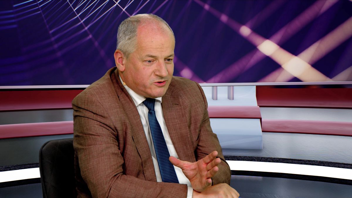 Prymula a Chlíbek shrnují koronavirovou krizi: Může se kdykoliv opakovat, připraveni nejsme, mrazí z toho