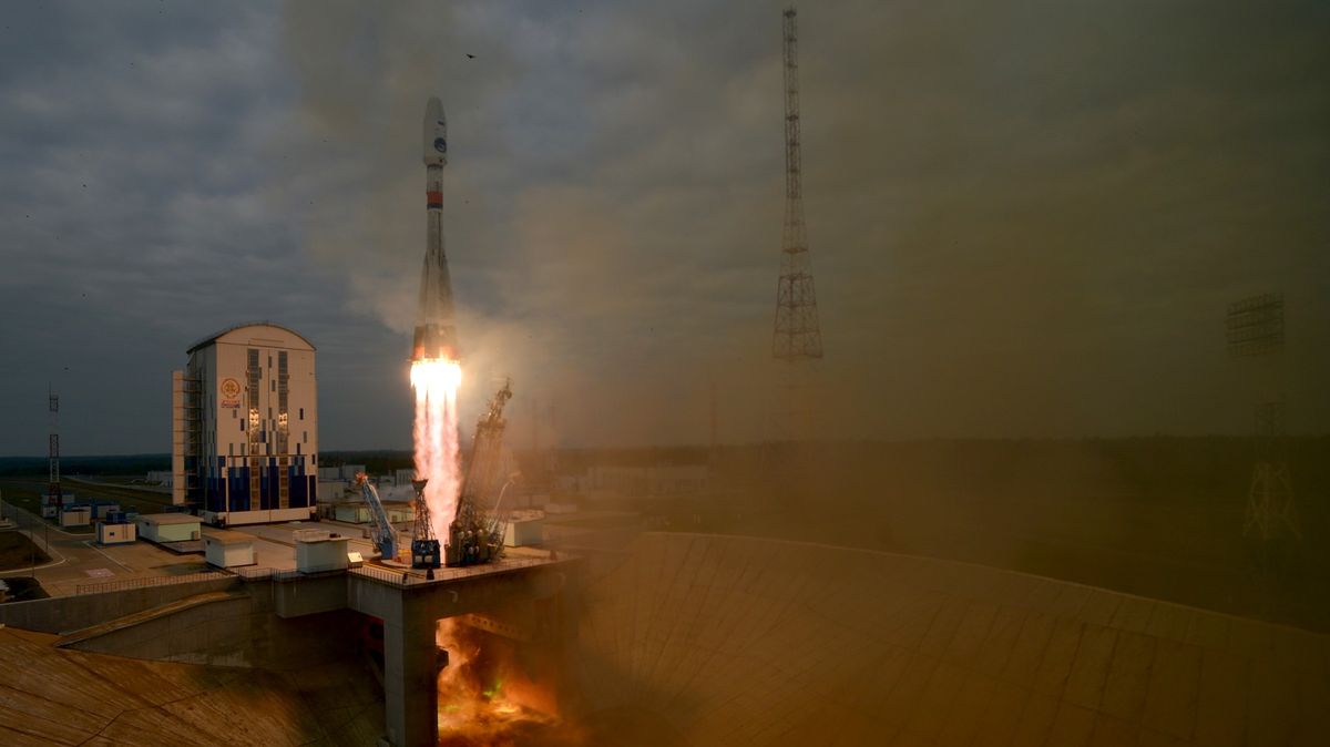 Rusko oznámilo „nestandardní situaci“ při přípravě k přistání na Měsíci