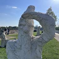 Trpaslíci od Kurta Gebauera v pražském Bastionu.