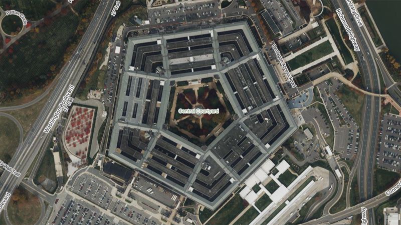 Pořídili jsme satelitní snímky Pentagonu i Bílého domu, chvástá se Severní Korea