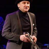 Michal Stejskal patří po léta k pěveckým, hereckým i muzikantským oporám semaforského souboru