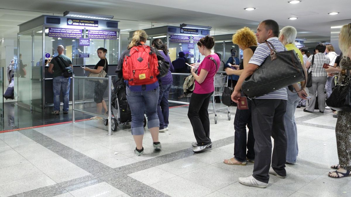 Pasy i letenky nechte v kapse. Dvě italská letiště testují revoluční technologii
