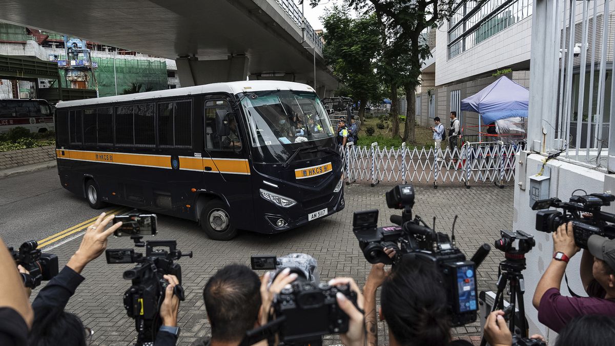 Čtrnáct vinných v největším soudu se zastánci demokracie v Hongkongu