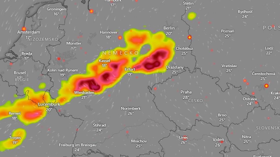 Na Evropu se ženou extrémní bouře, v Německu a Česku hrozí i tornáda