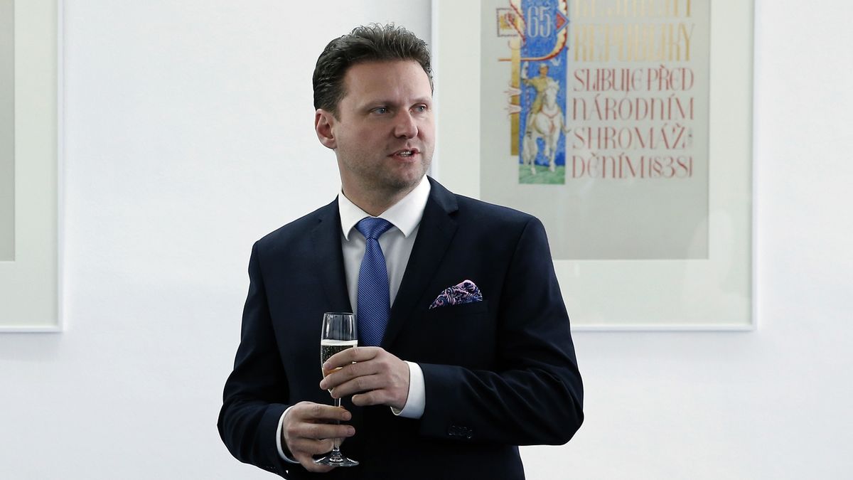 Vondráček bude šéfem ústavně-právního výboru