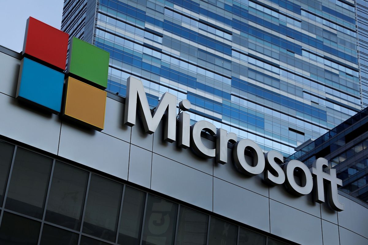 Logo Microsoftu v Los Angeles