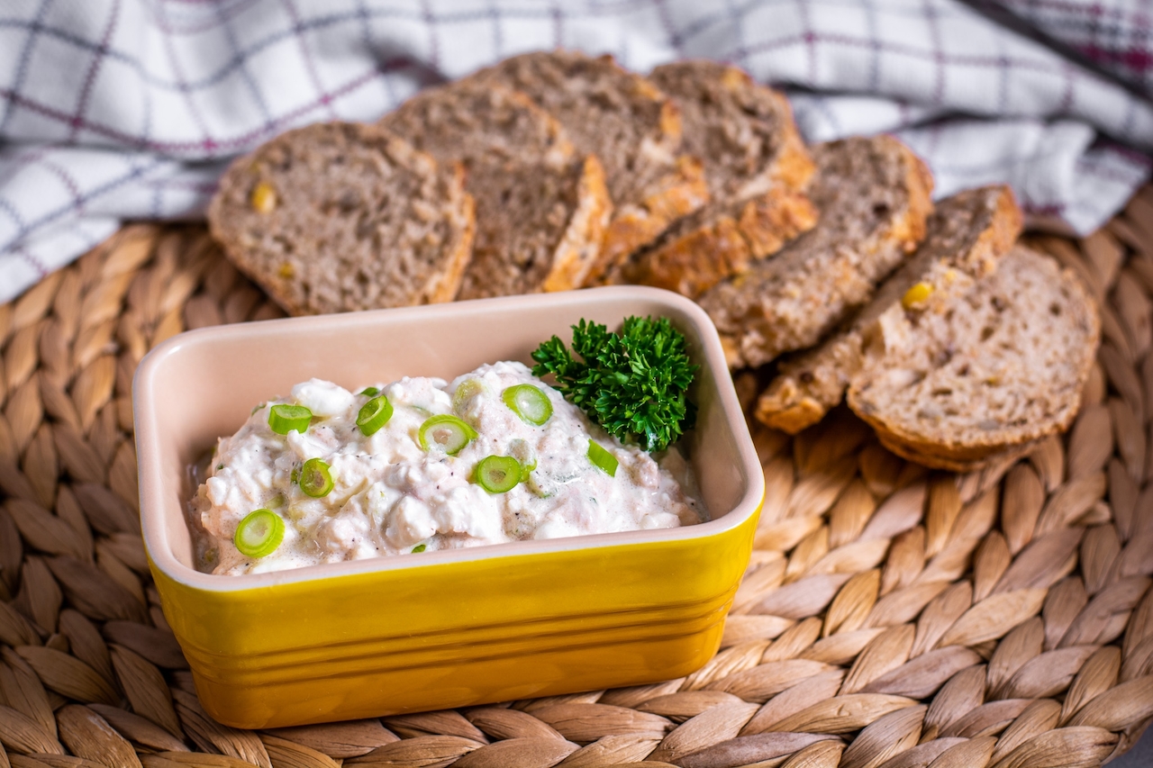 Pomazánky: Recept Na česnekovou, Mrkvovou, Z řepy, Z Tuňáka A Budapešť