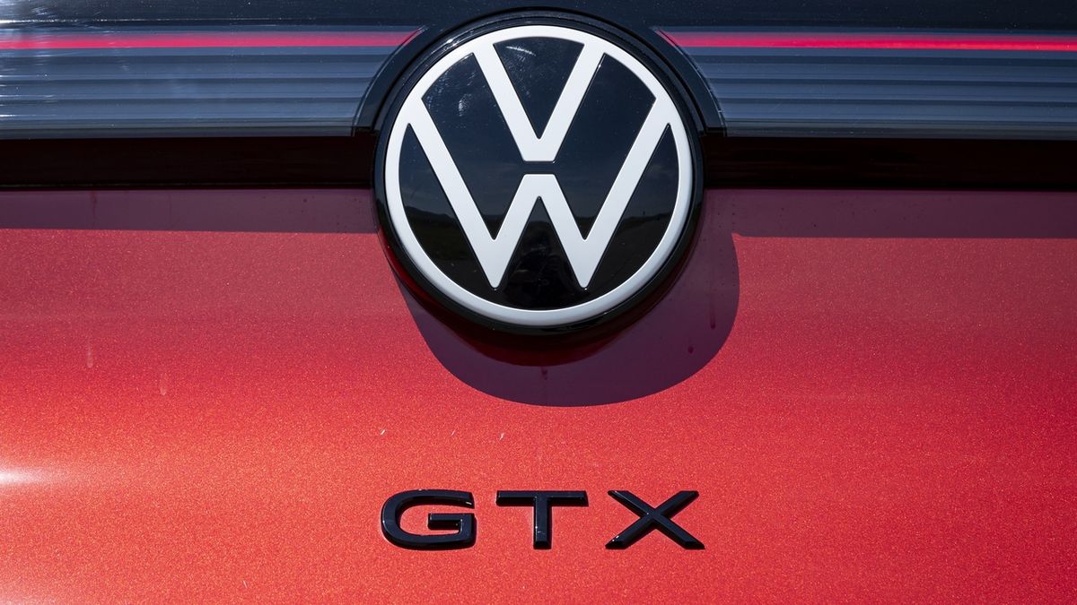 Silné elektrické volkswageny vymění písmena GTX za tradiční GTI a R